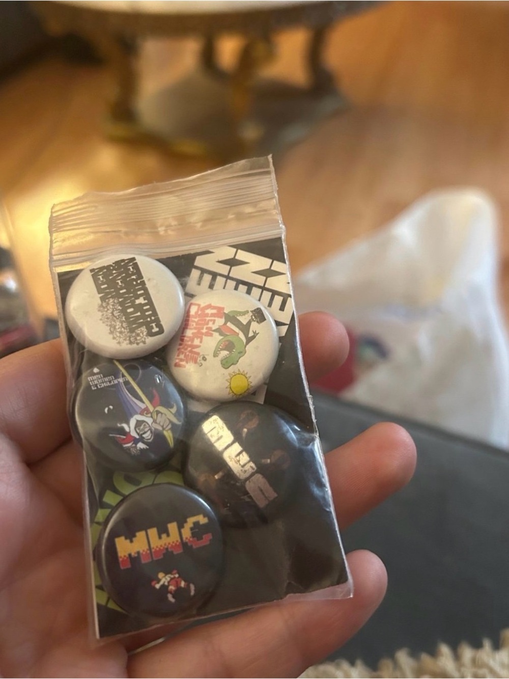 Men women children band merch pin set